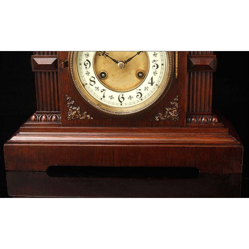 Classic Junghans Mantel Clock from 1910 20. In perfect working order