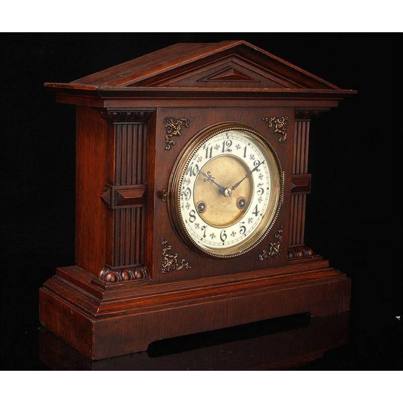 Classic Junghans Mantel Clock from 1910 20. In perfect working order