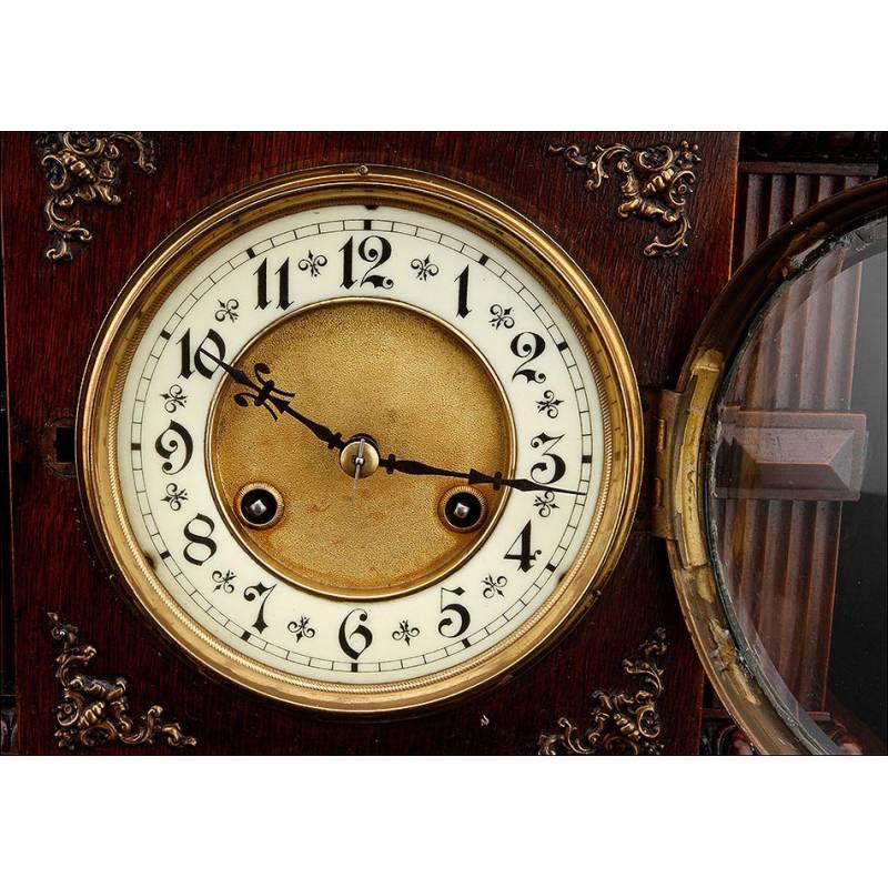 Classic Junghans Mantel Clock from 1910 20. In perfect working order