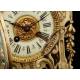 Beautiful Clock of Cast Bronze in Perfect Functioning. France, XIX Century