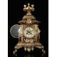 Elegant Bronze Mantel Clock. France, XIX Century. Working