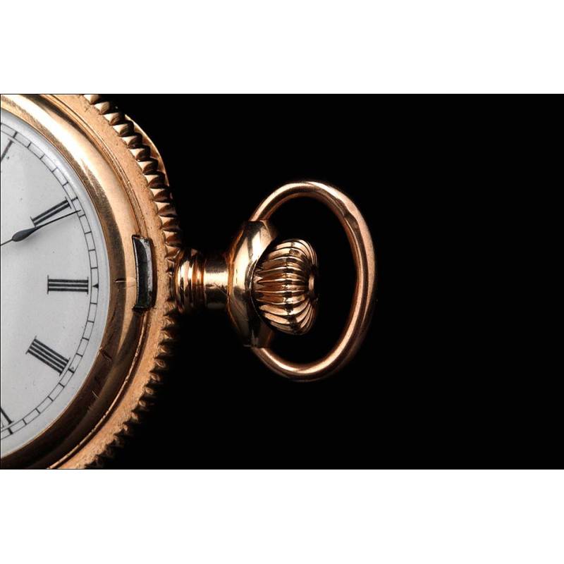 Bello reloj de bolsillo chapado en oro marca Elgin. Fabricado en EEUU circa  1900. Grabado a mano.