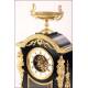 Antique sundial with sundial pendulum and rare Paris movement. S. XIX