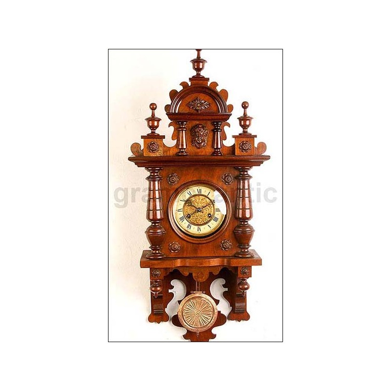 Large wall clock with chime. Chestnut. 83 cms. 1900