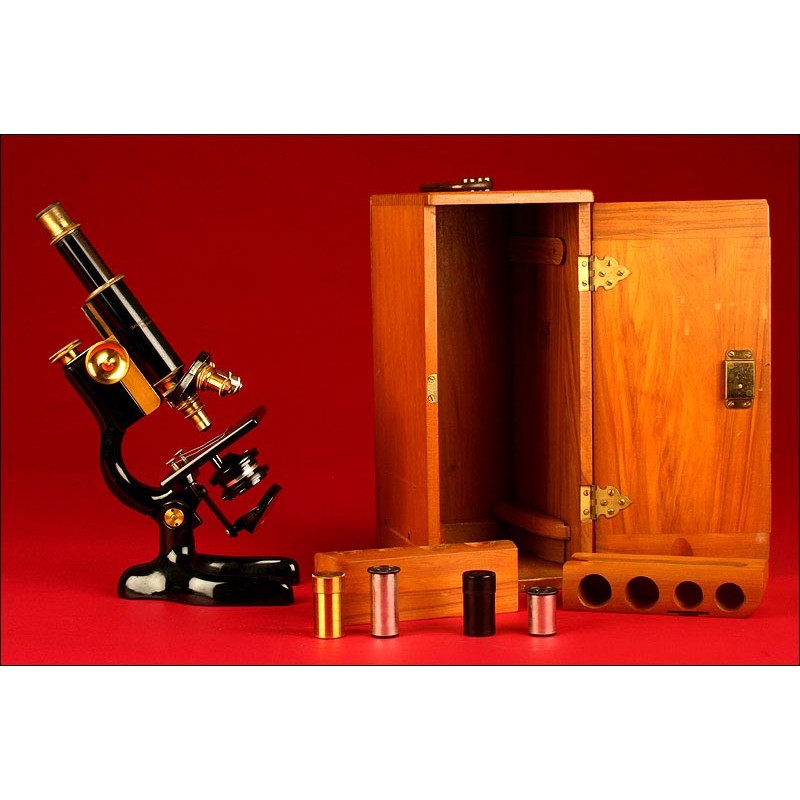 Superb Professional Bautsch & Lomb Microscope of the Year 1897.