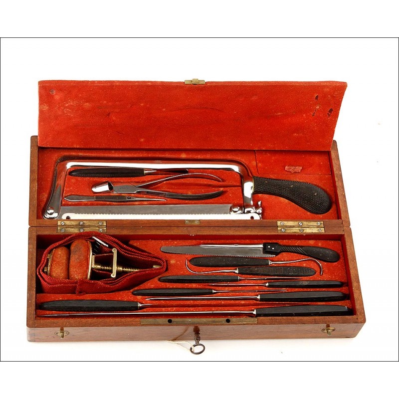 Complete Surgeon's Instrument Case Manufactured by A. Lüer. France, 1870