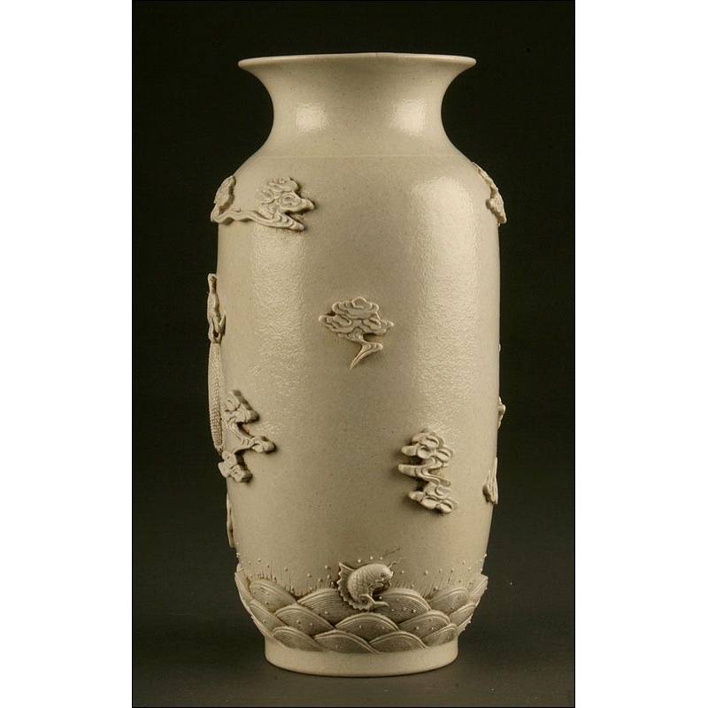 https://www.antiguedades.es/93398-large_default/impressive-chinese-white-porcelain-vase-late-xix-century-stamp-of-wang-bingrong.jpg