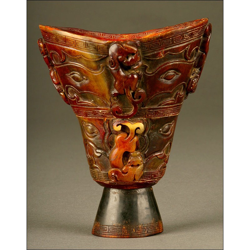 Exceptional Chinese Cup of Animal Horn, Possibly Rhinoceros. XVII-XVIII Century