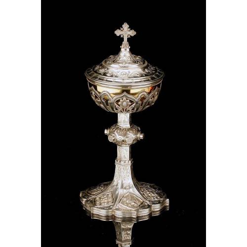 Spectacular Solid Silver Ciborium made by Favier. France, XIX Century