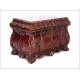 Beautiful Modernist Hand Carved Wood Chest-Peana. First third of the XX Century