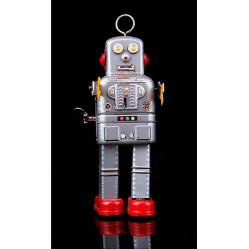 Nostalgic Vintage Mechanical Robot Made in Tinplate.