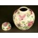 Elegant Chinese Porcelain Vase with Lid. 19th Century. Imperial Qianlong Seal