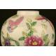 Elegant Chinese Porcelain Vase with Lid. 19th Century. Imperial Qianlong Seal