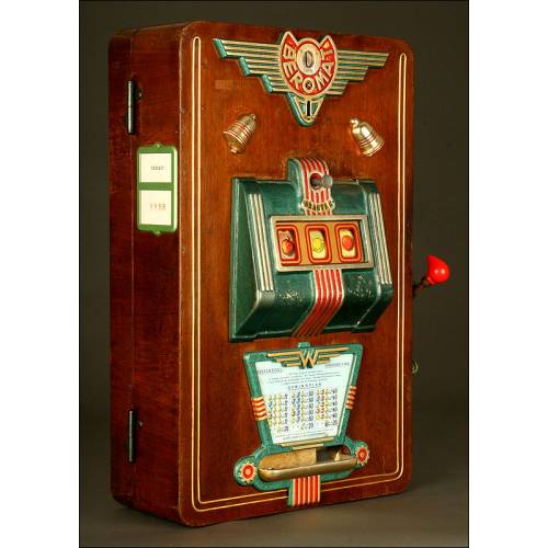 German Beromat Slot Machine. Year 1.955. With Key and Coins. Works